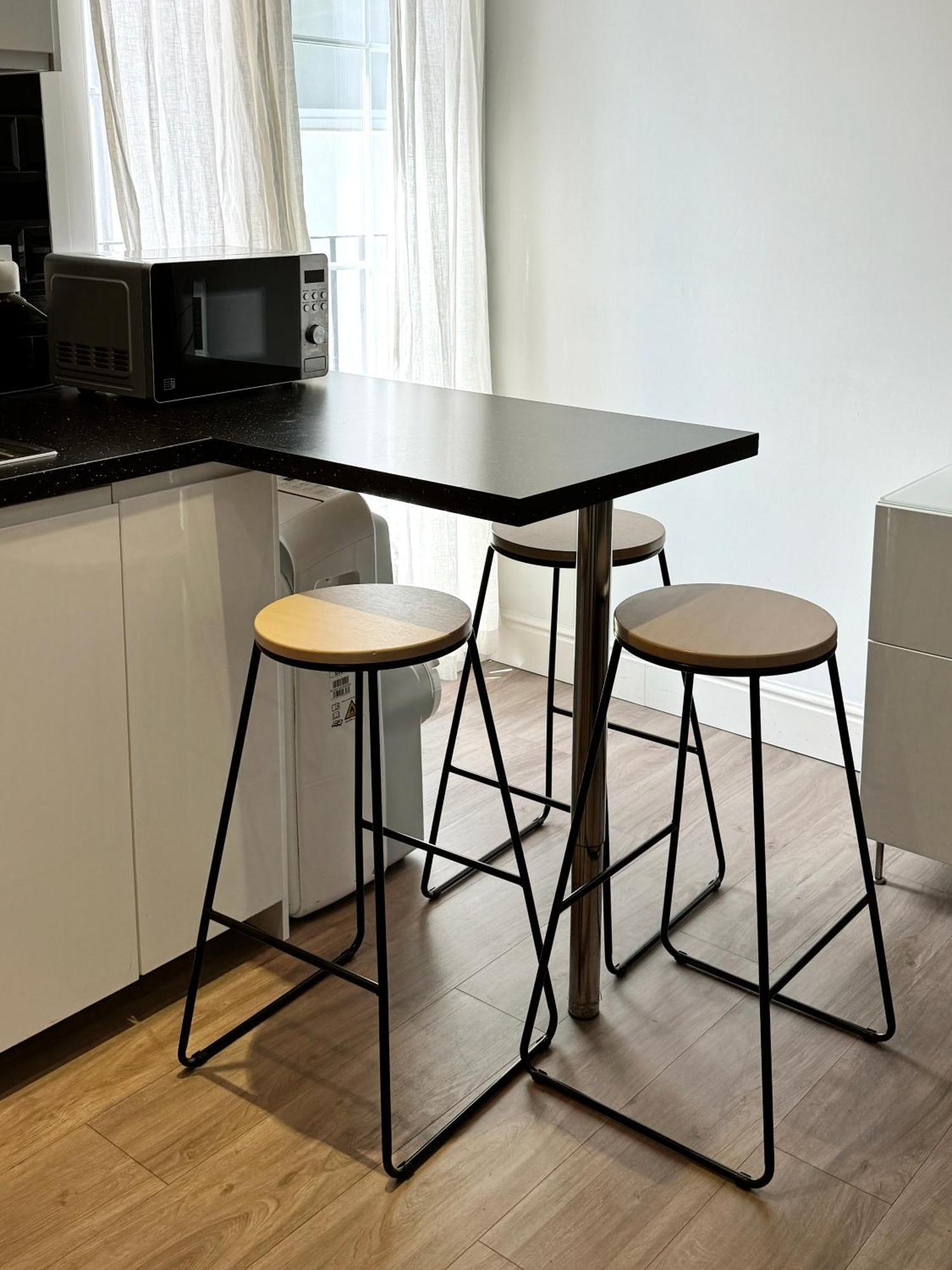 Modern City Centre Two Bedroom Windsor Apartment - Grand Central House غيبرالتار المظهر الخارجي الصورة